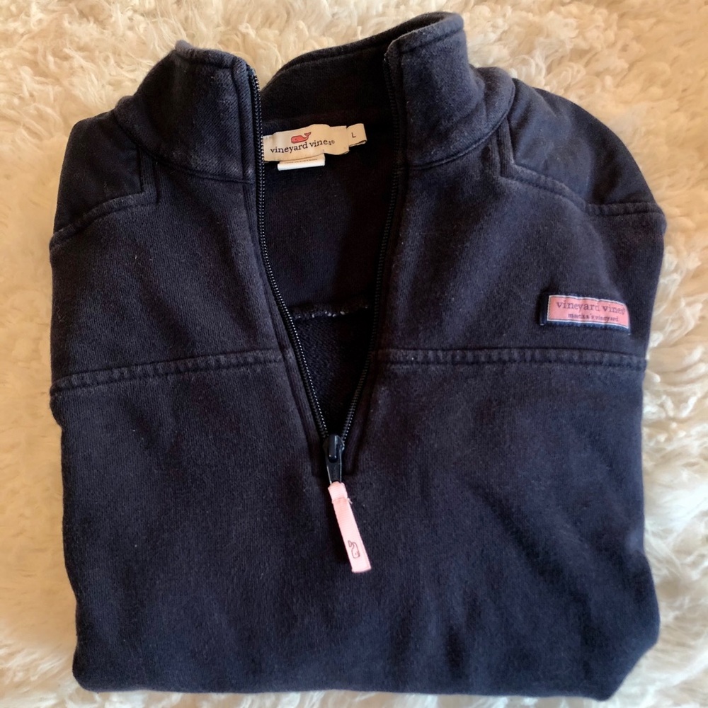 * SOLD*  Vineyard Vines Pullover